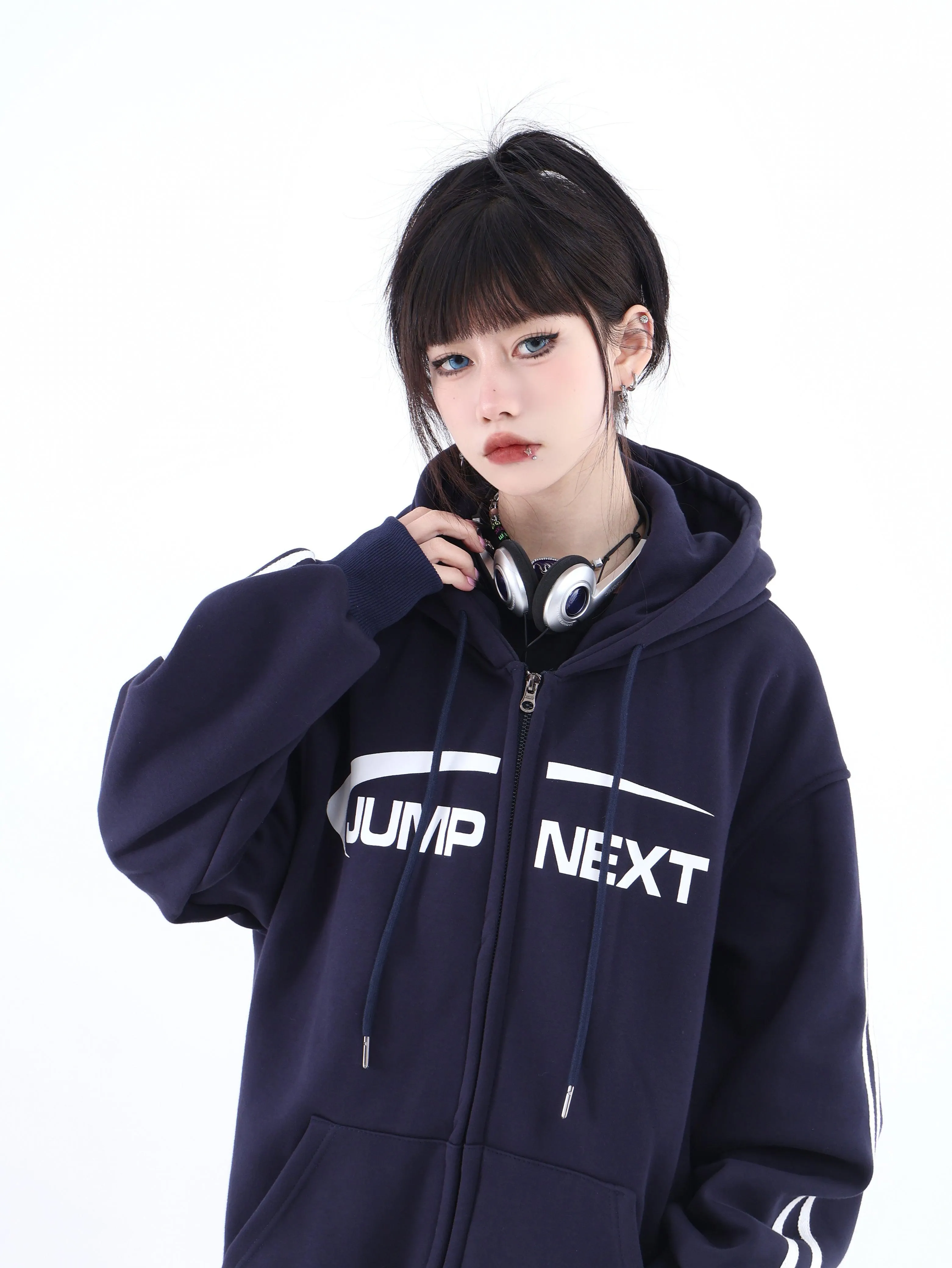 Casual Logo Zipped Hoodie