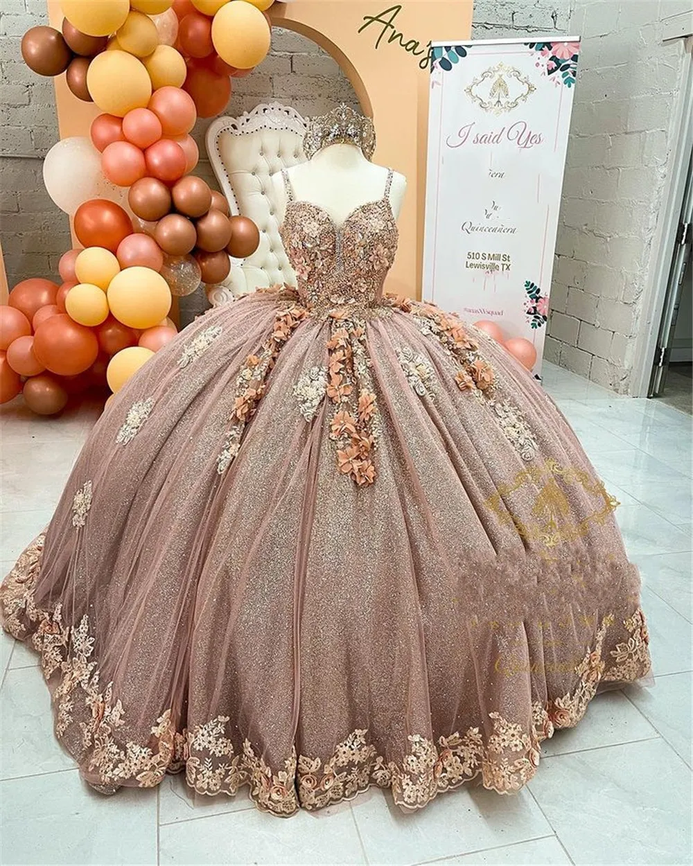 Coffee Beaded Quinceanera Dresses Sexy Spaghetti Neck Appliqued 3D Floral Sweet 16 Princess Ball Gown Pageant Gowns vestido SA1071