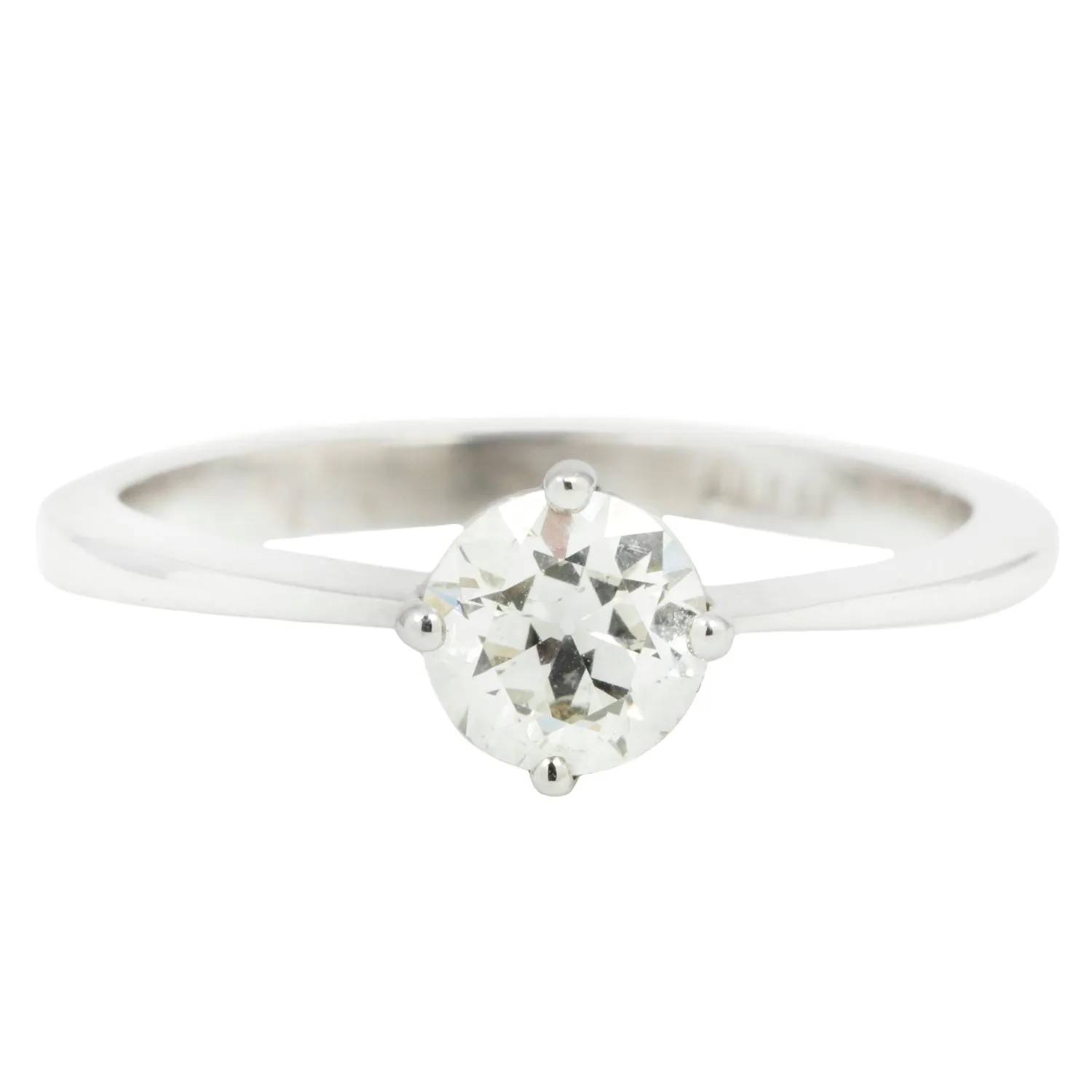 Elegant Diamond Solitaire