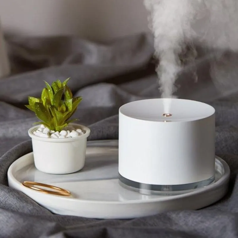 Luxurious Aromatherapy Humidifier with Ambient Lamp Feature