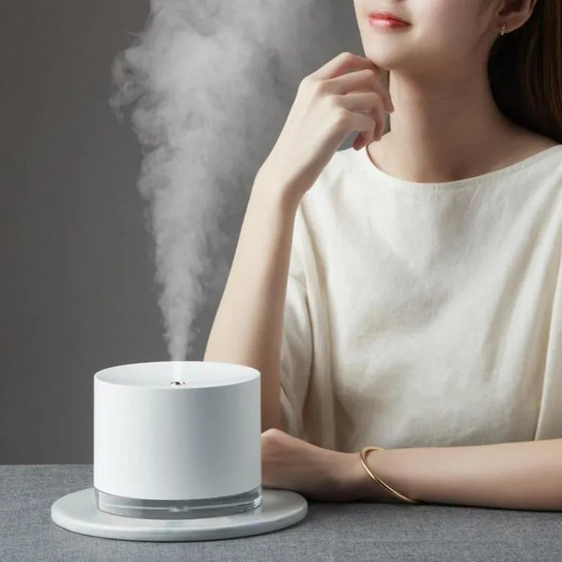 Luxurious Aromatherapy Humidifier with Ambient Lamp Feature