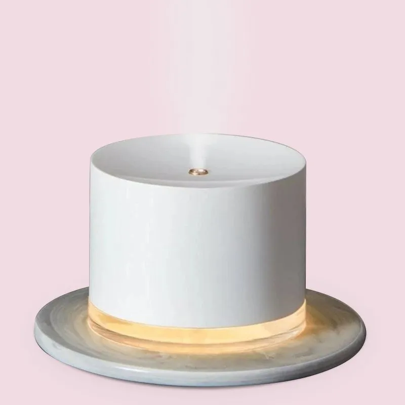 Luxurious Aromatherapy Humidifier with Ambient Lamp Feature