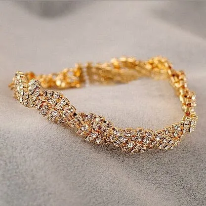 Greek Design Elegant Diamond Bracelet