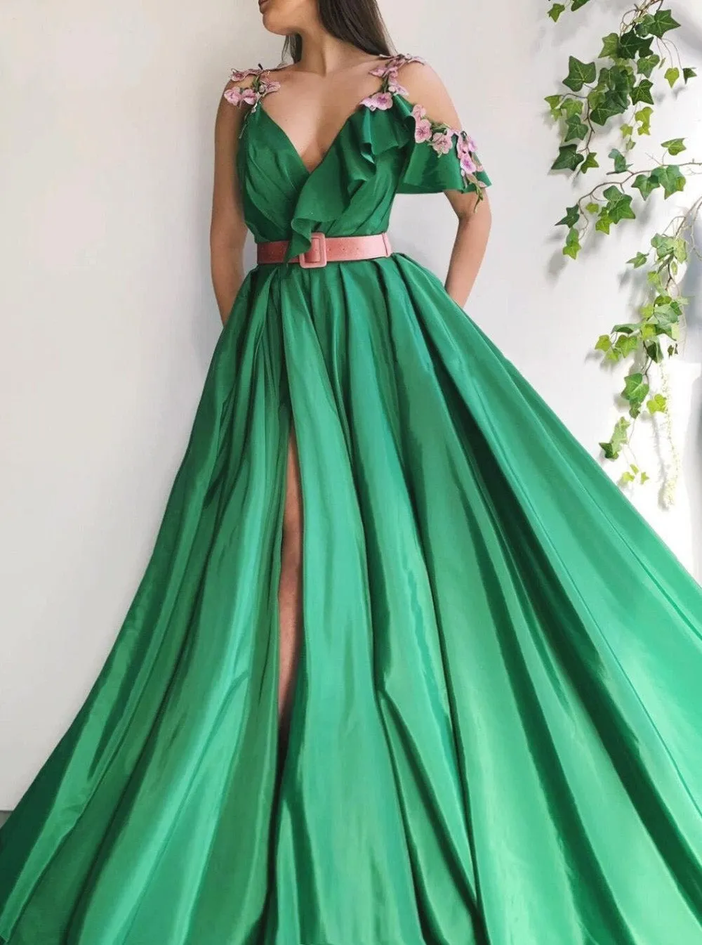 Green Satin Flower Prom Dresses High Split Side Cold Shoulder Appliques Formal Evening Party Gowns SA1680