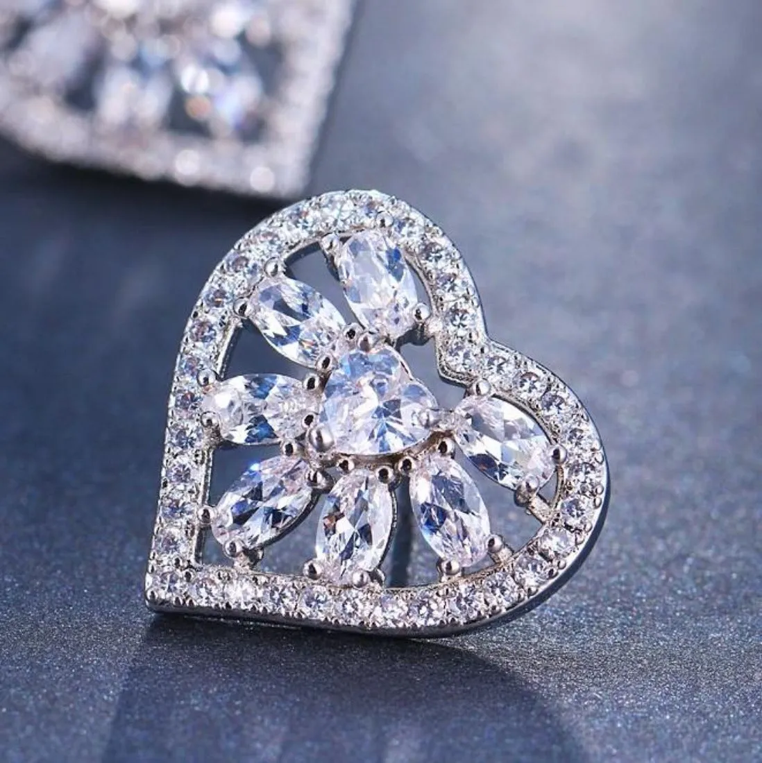 Romantic Heart Shape CZ Crystal Elegant Stud Earrings